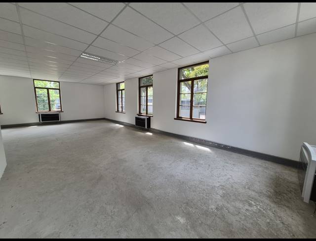 187M² OFFICE TO LET IN SANDTON CENTRAL